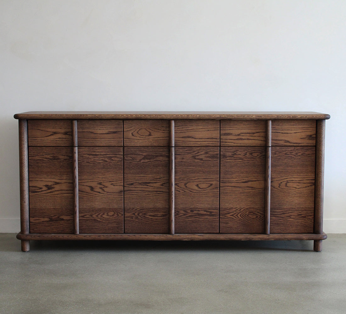 Anton Credenza