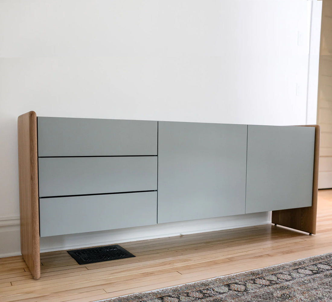 Bia Credenza