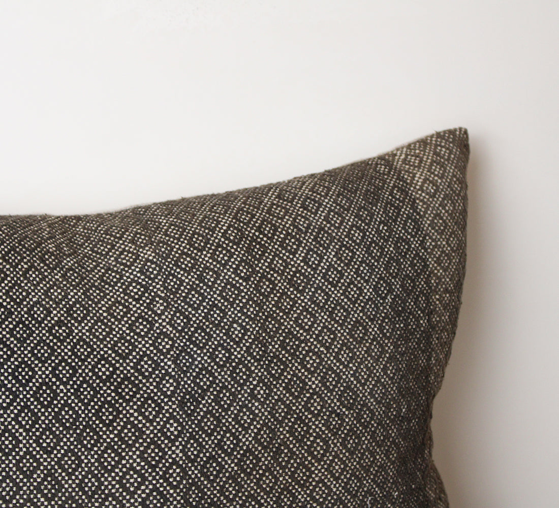 Pillow 003