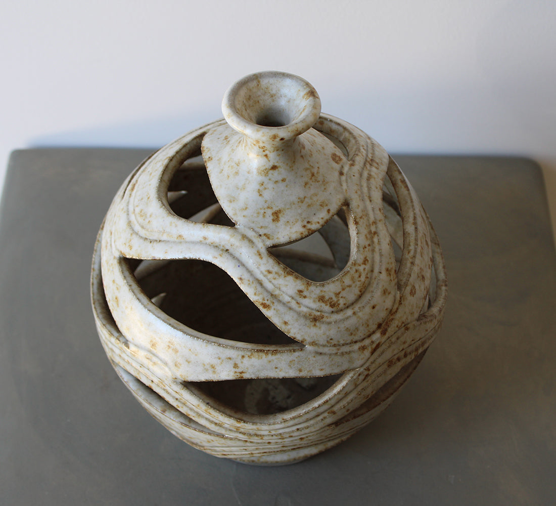 Ribbon Vase