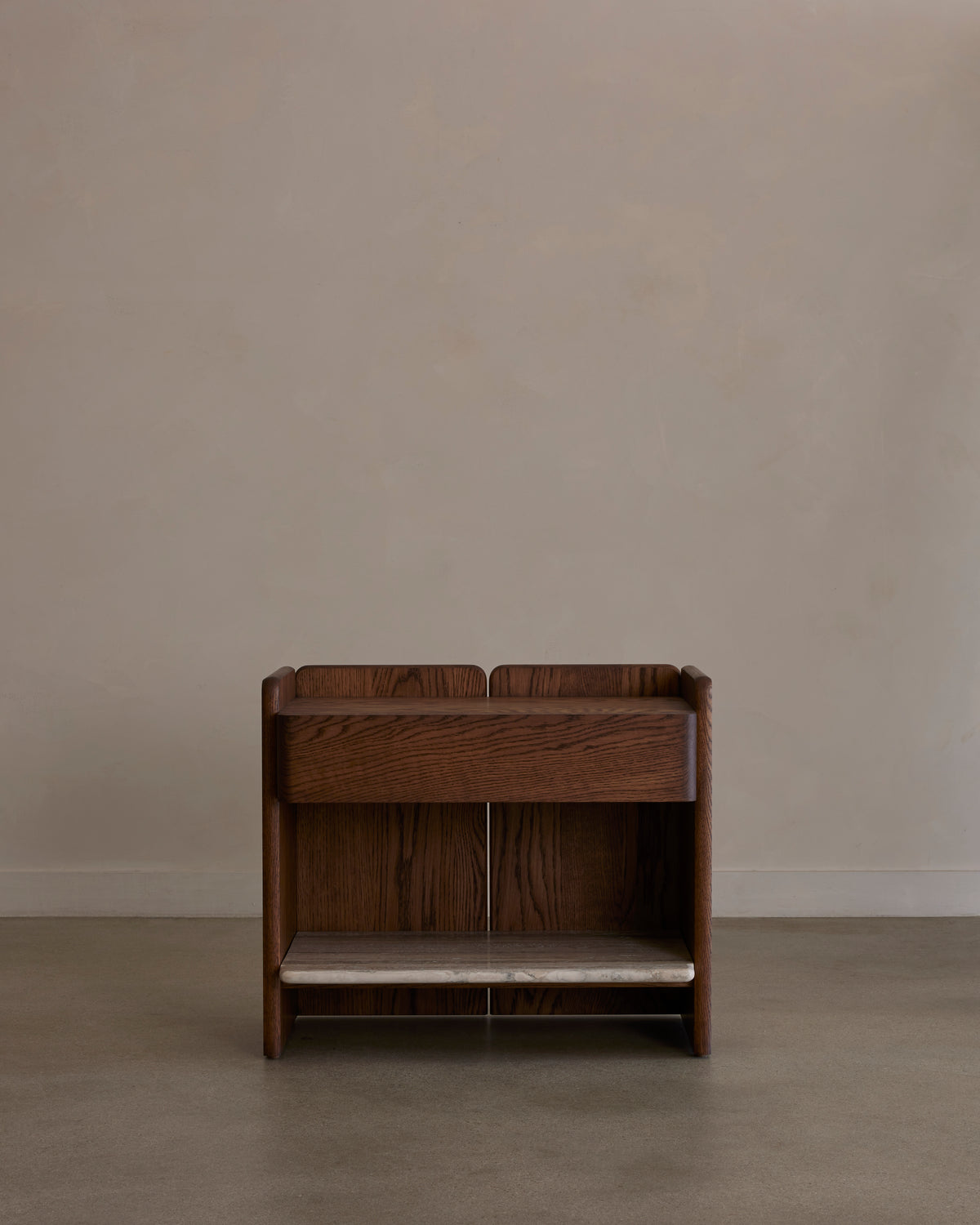 Gjilly Nightstand