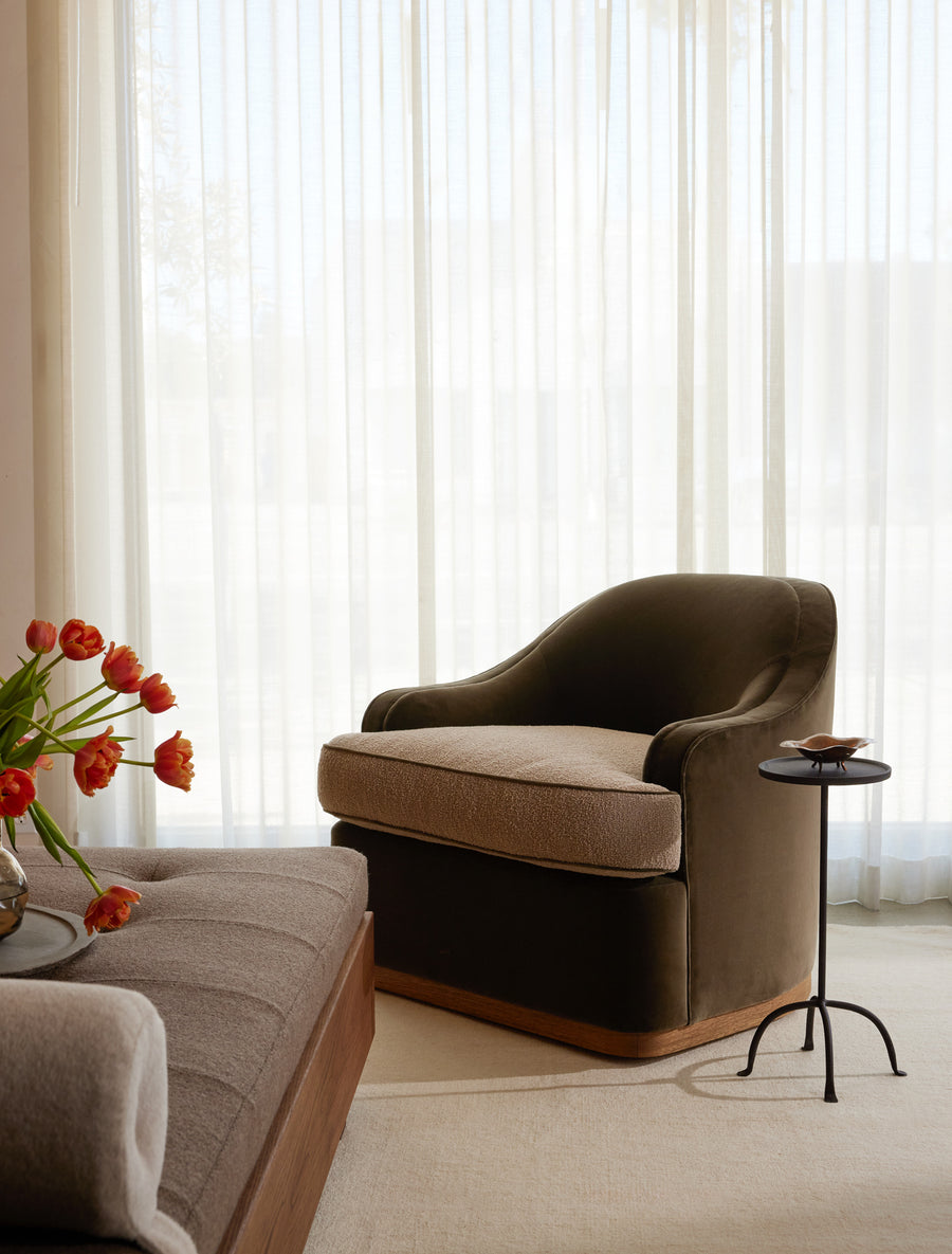 Monroe Swivel Chair
