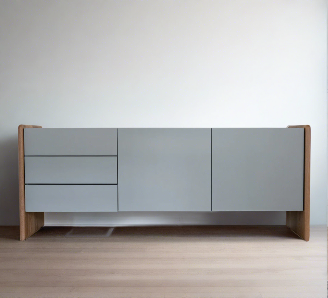 Bia Credenza