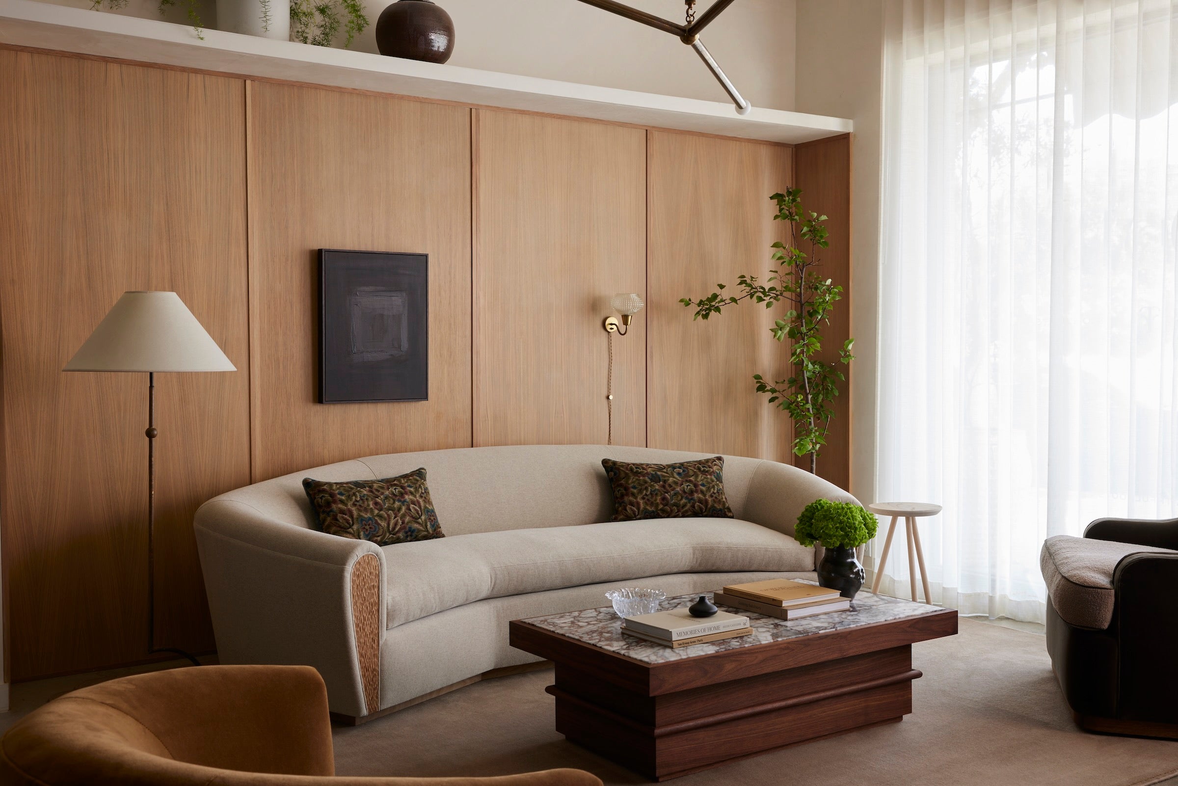Hand-formed pieces for distinction