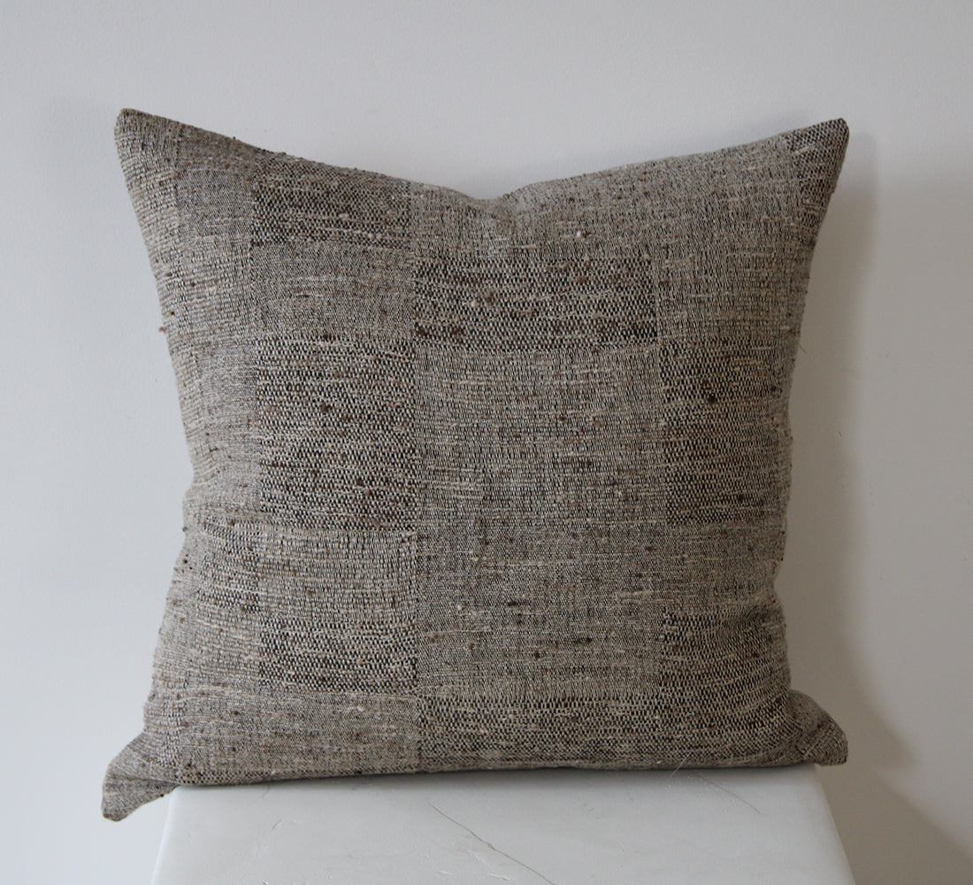 Pillow 010