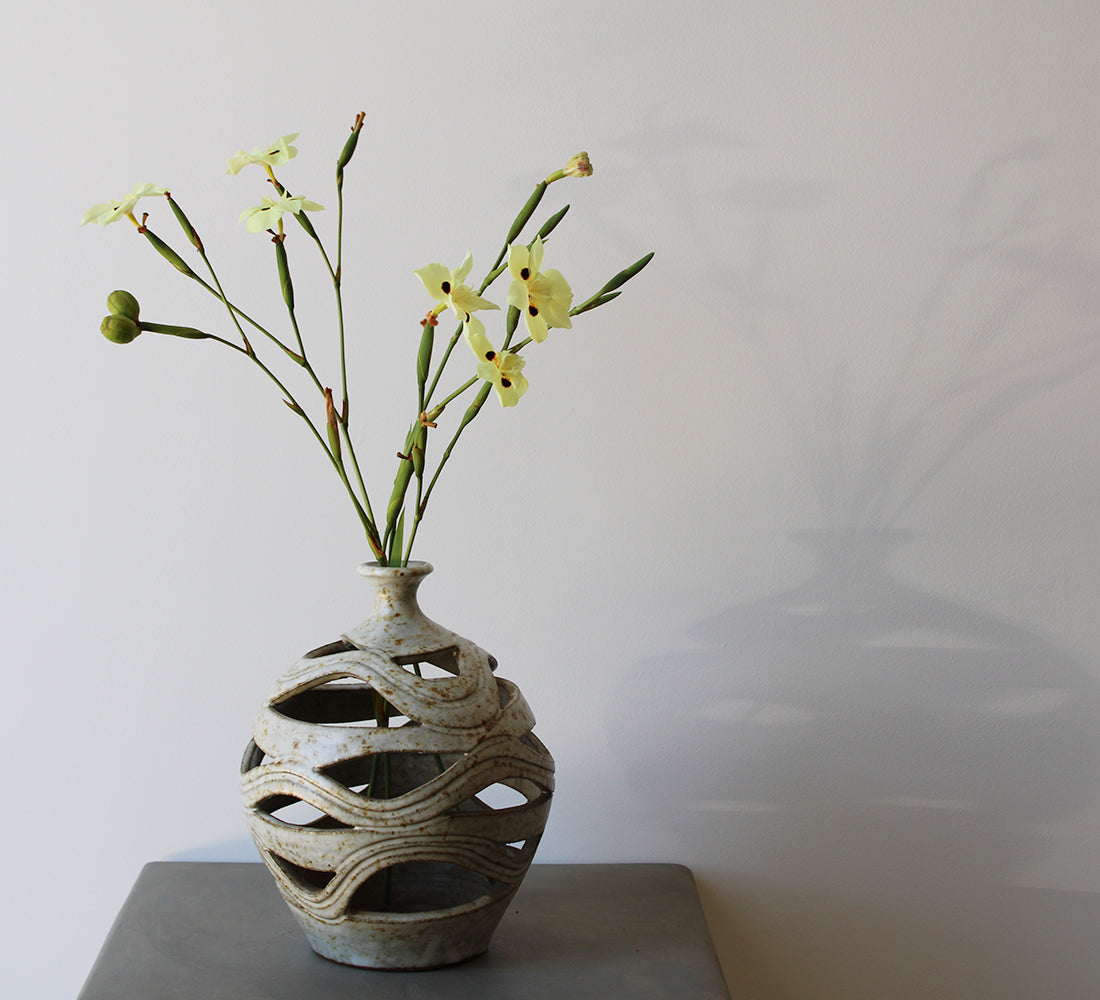 Ribbon Vase