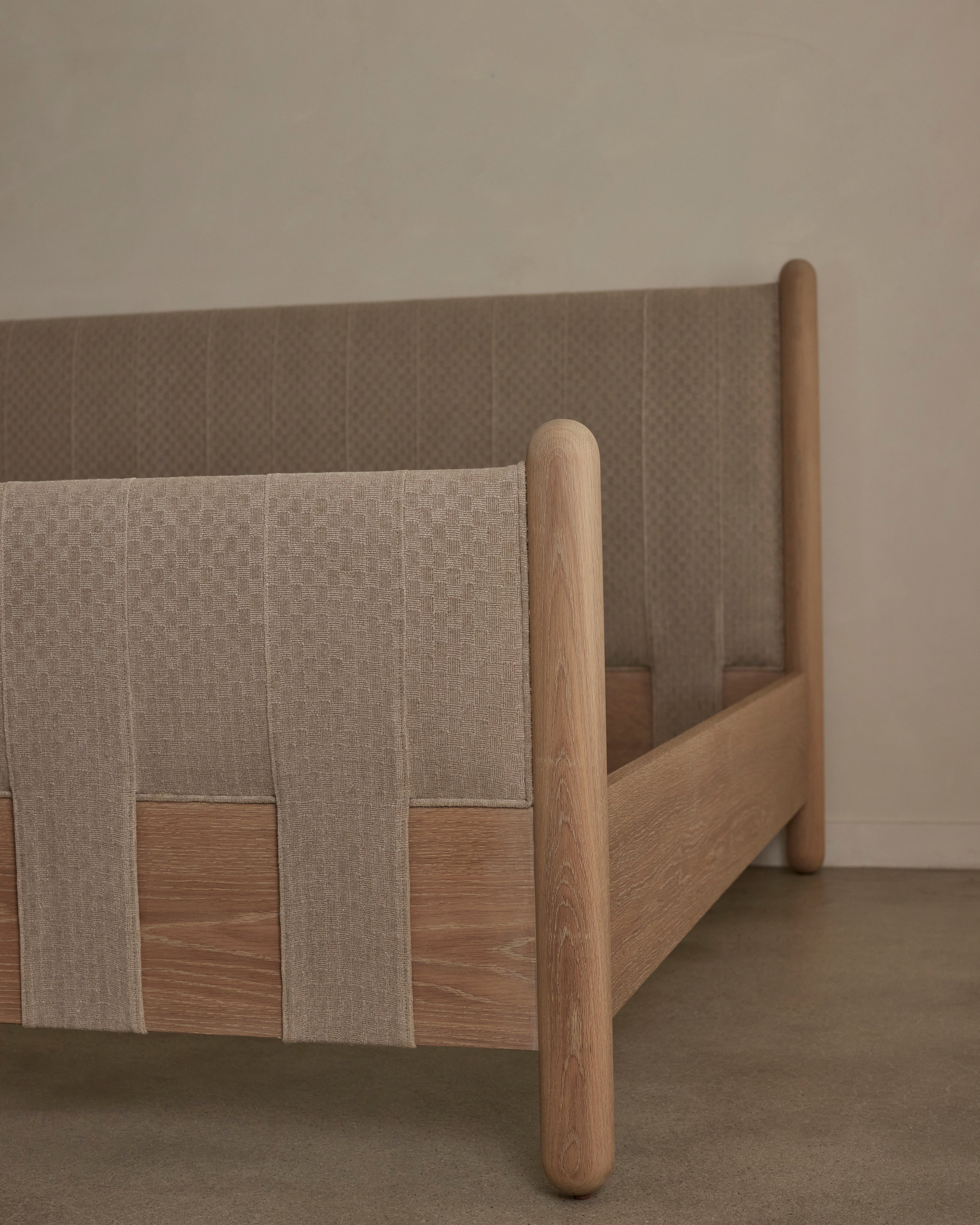 Draper Bed