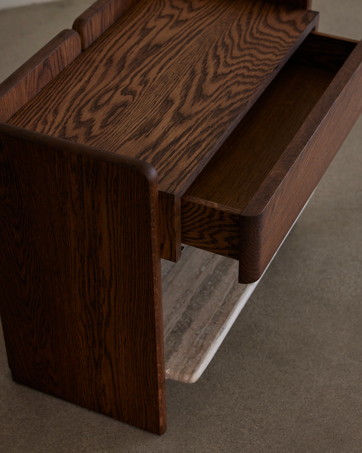 Gjilly Nightstand