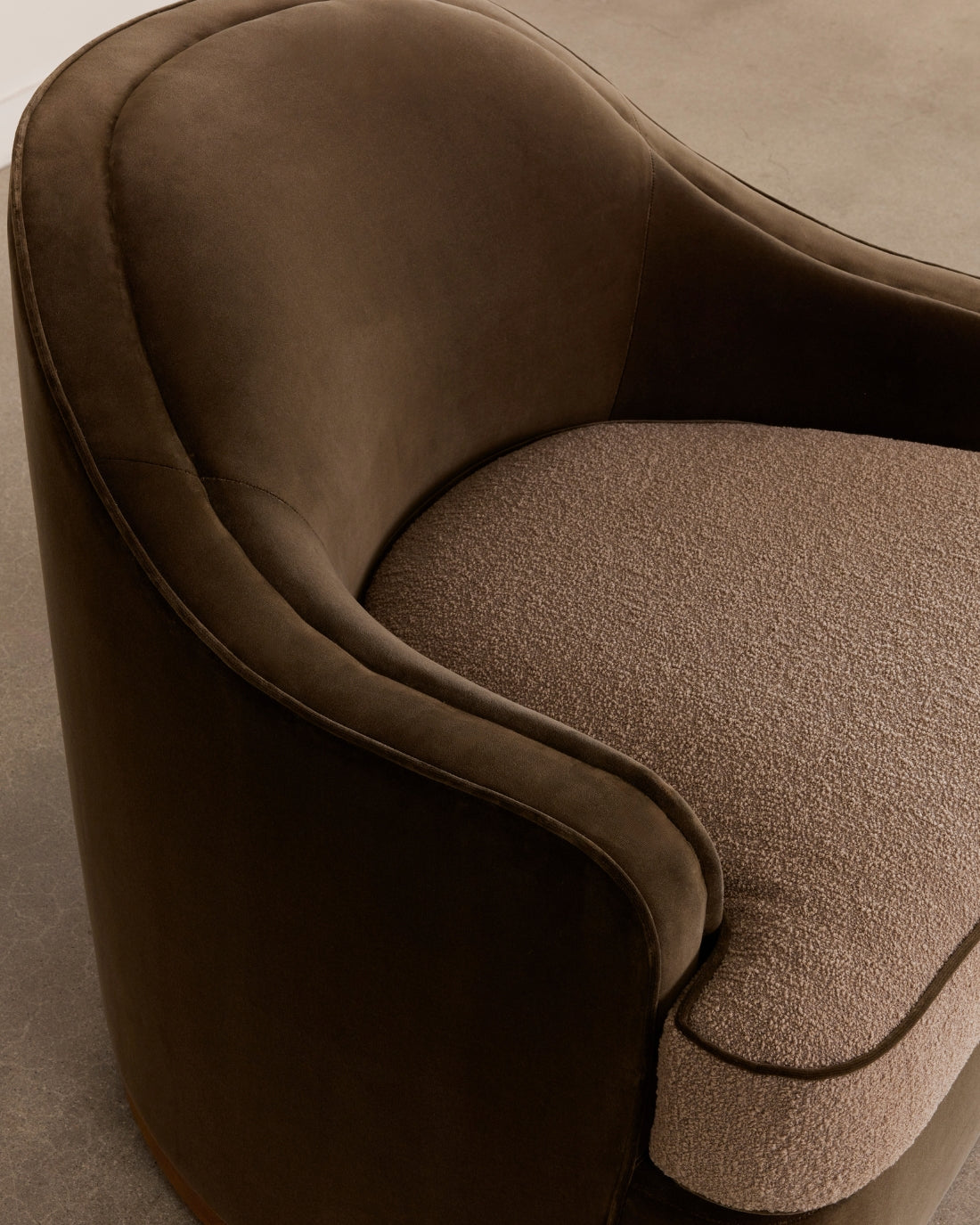 Monroe Swivel Chair