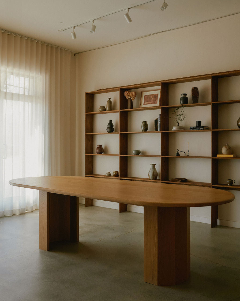 Stella Dining Table
